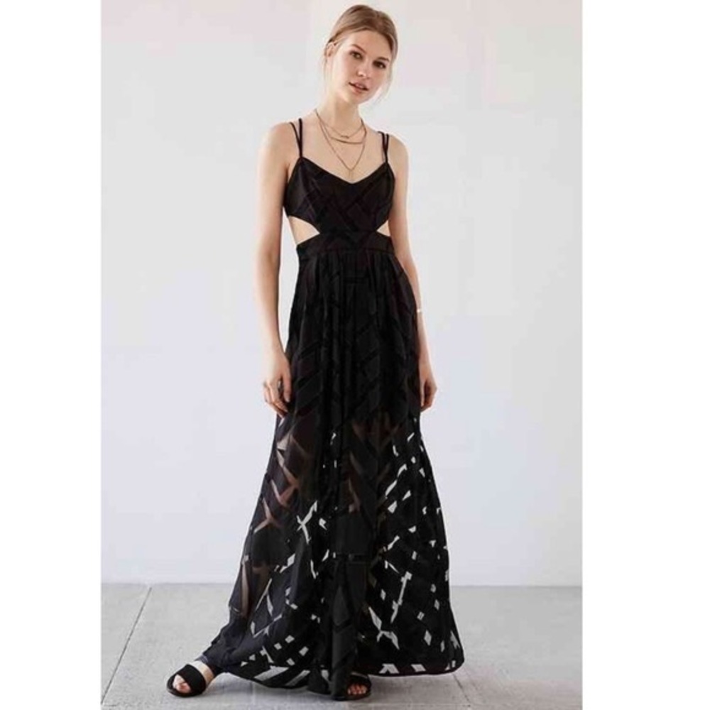 Silence + Noise Savannah Geo Mesh Maxi Dress